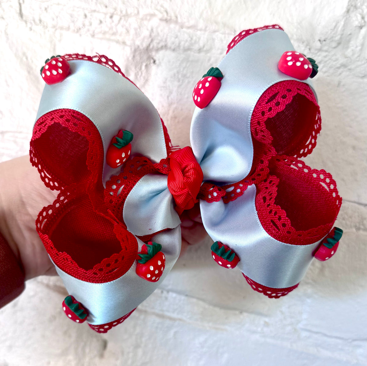 Berry Sweet Bow
