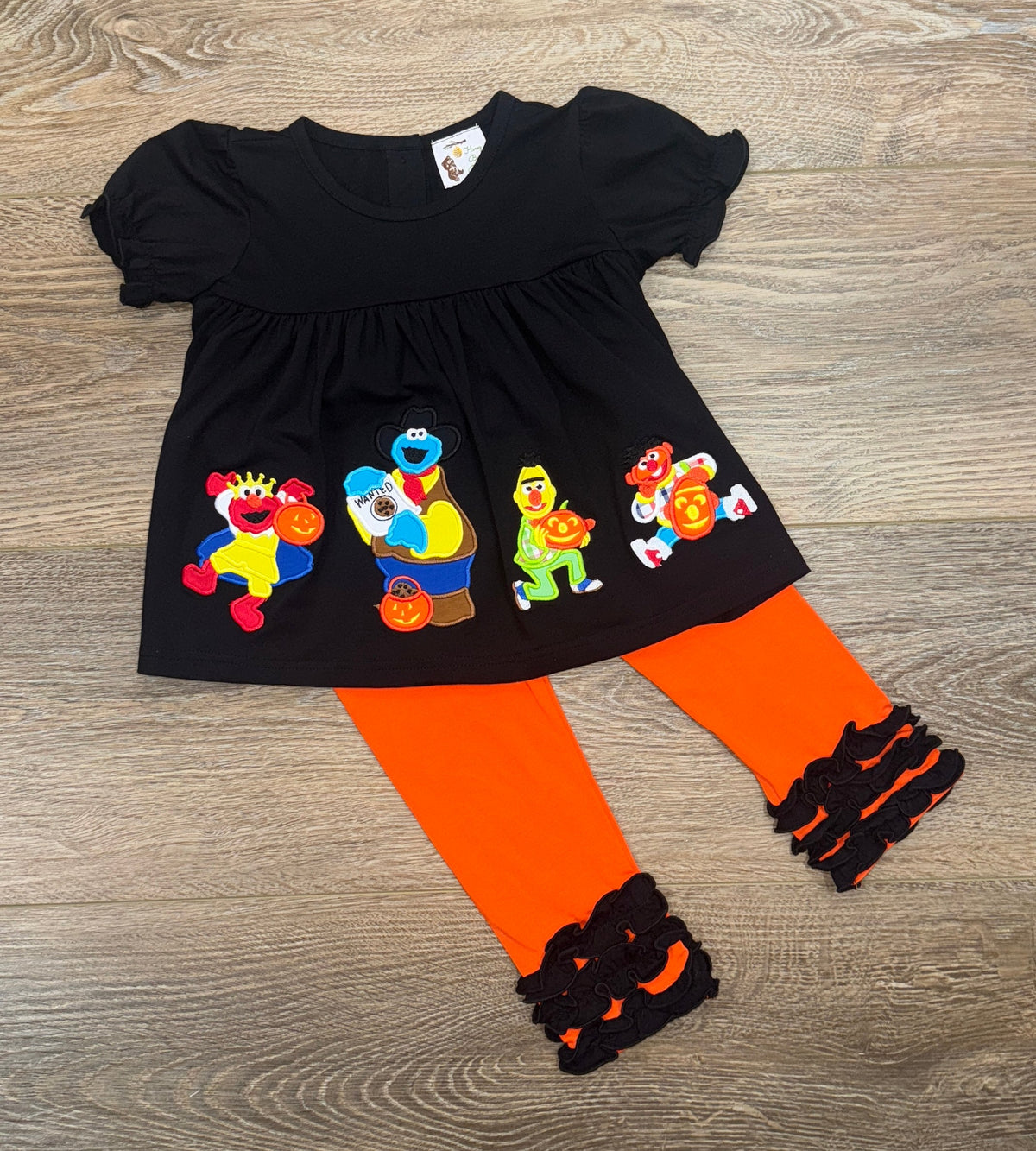 Spooky Sesame Friends Legging Set