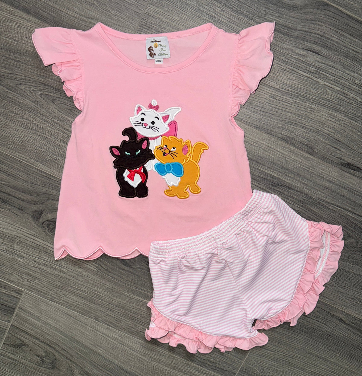 Appliqué Posh Cats Short Set